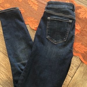 Women’s American Eagle Luxe Jegging- Size 4